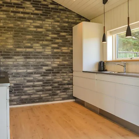 Feriehus Four-bedroom Holiday In