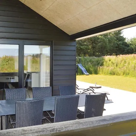 Feriehus Four-bedroom Holiday In Løkken